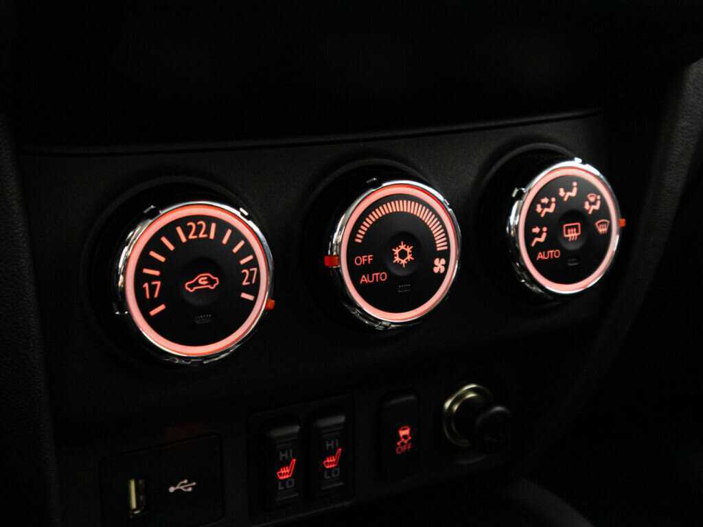 Продажа Б/У Митсубиши АС-Икс. Фото: #16