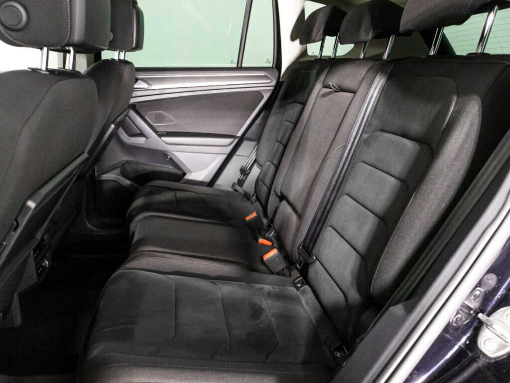Купить Volkswagen Tiguan с пробегом. Фото: #9