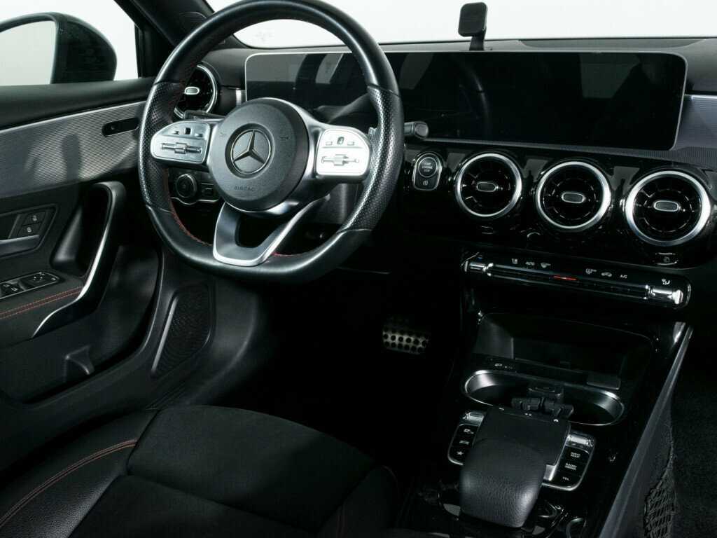 Купить Mercedes-Benz A-Класс с пробегом. Фото: #9