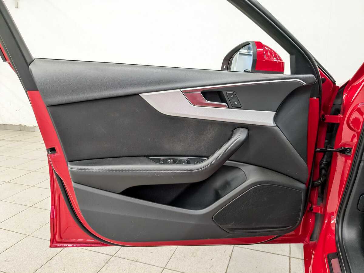 Купить Audi A4 с пробегом. Фото: #16