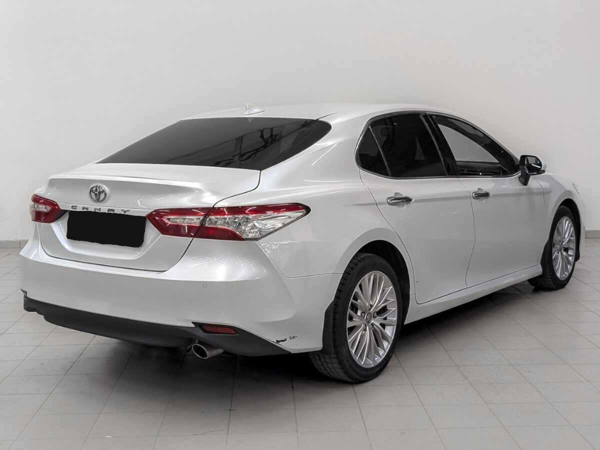 Купить Toyota Camry с пробегом. Фото: #4