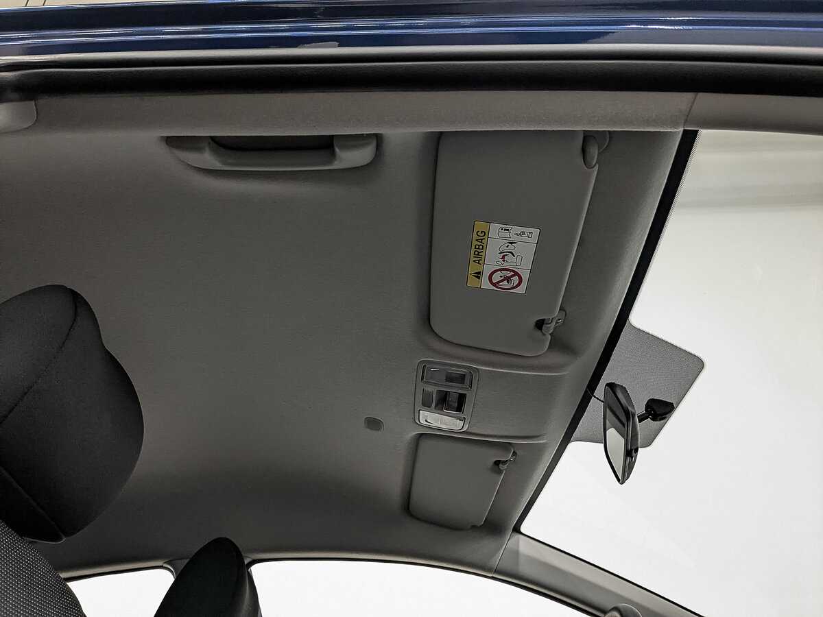 Купить Hyundai Solaris с пробегом. Фото: #20