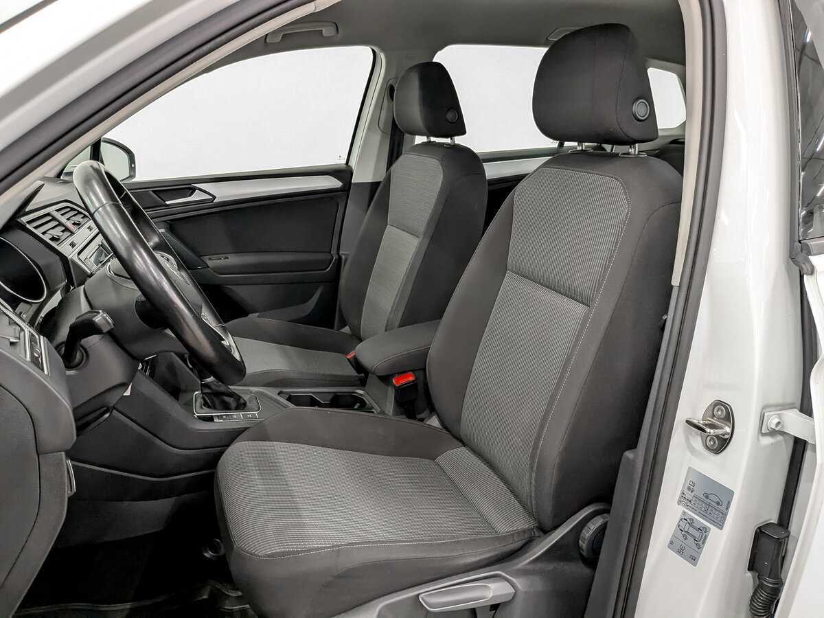 Купить Volkswagen Tiguan с пробегом. Фото: #16