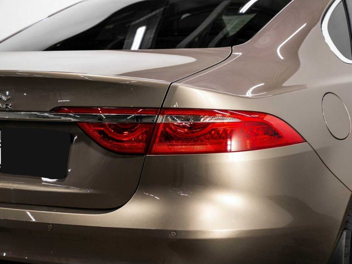 Купить Jaguar XF с пробегом. Фото: #6