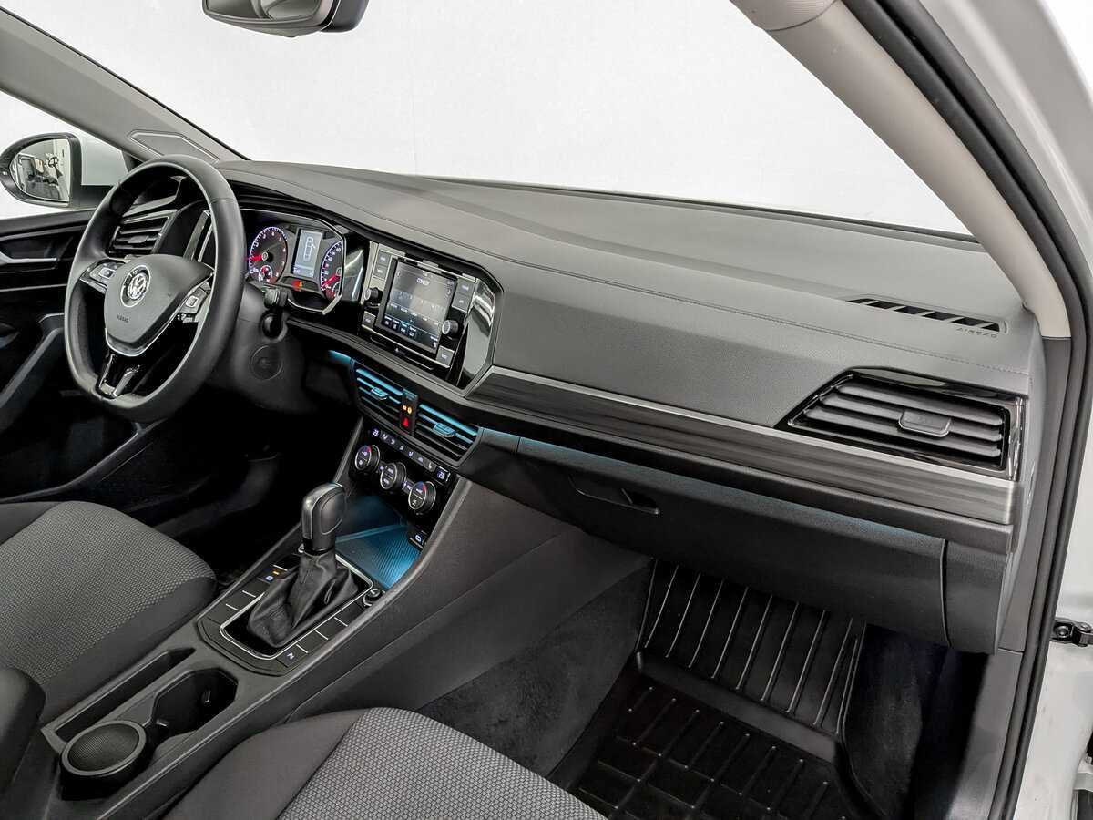 Купить Volkswagen Jetta с пробегом. Фото: #10