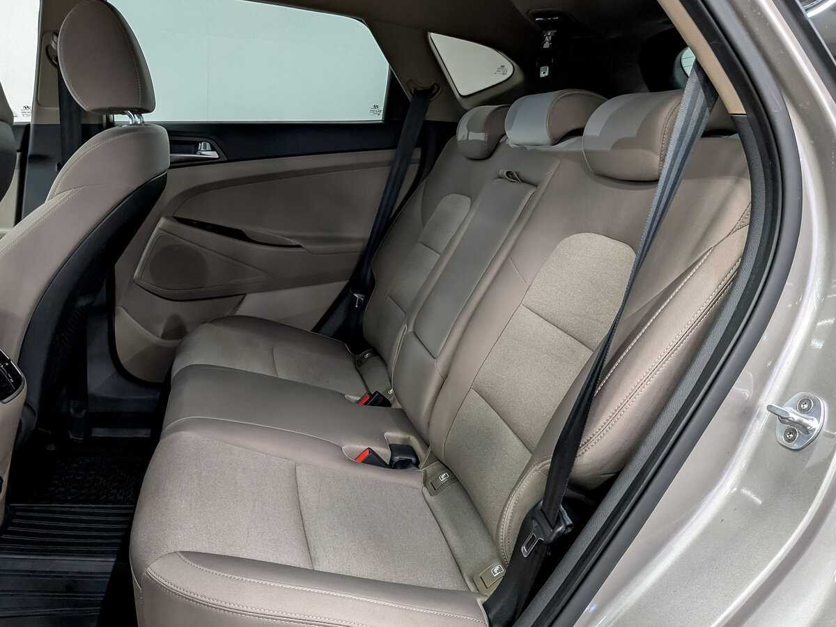 Купить Hyundai Tucson с пробегом. Фото: #11