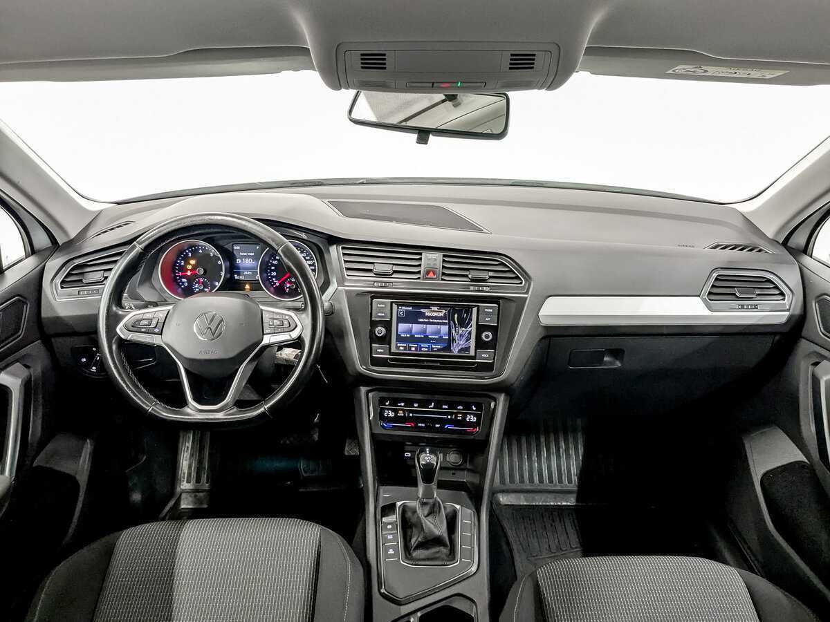Купить Volkswagen Tiguan с пробегом. Фото: #12