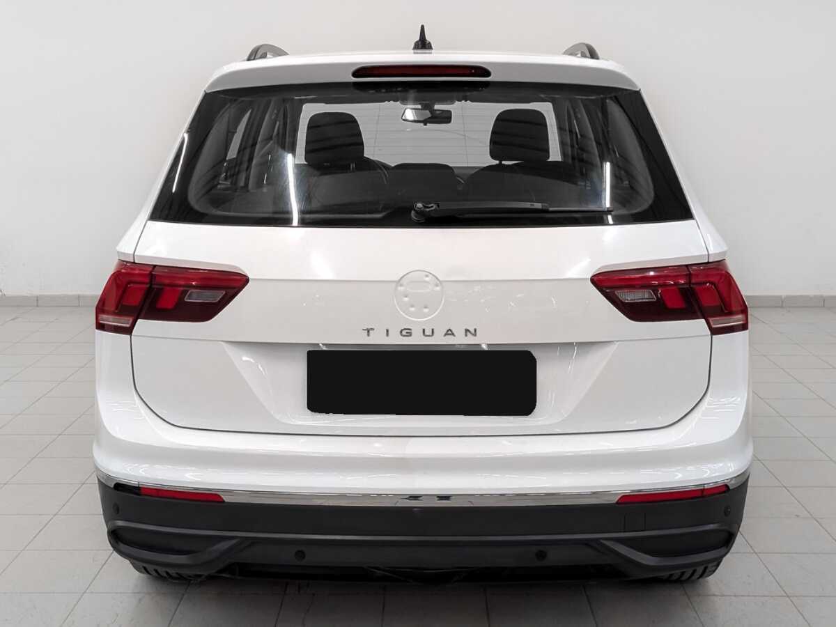 Купить Volkswagen Tiguan с пробегом. Фото: #5