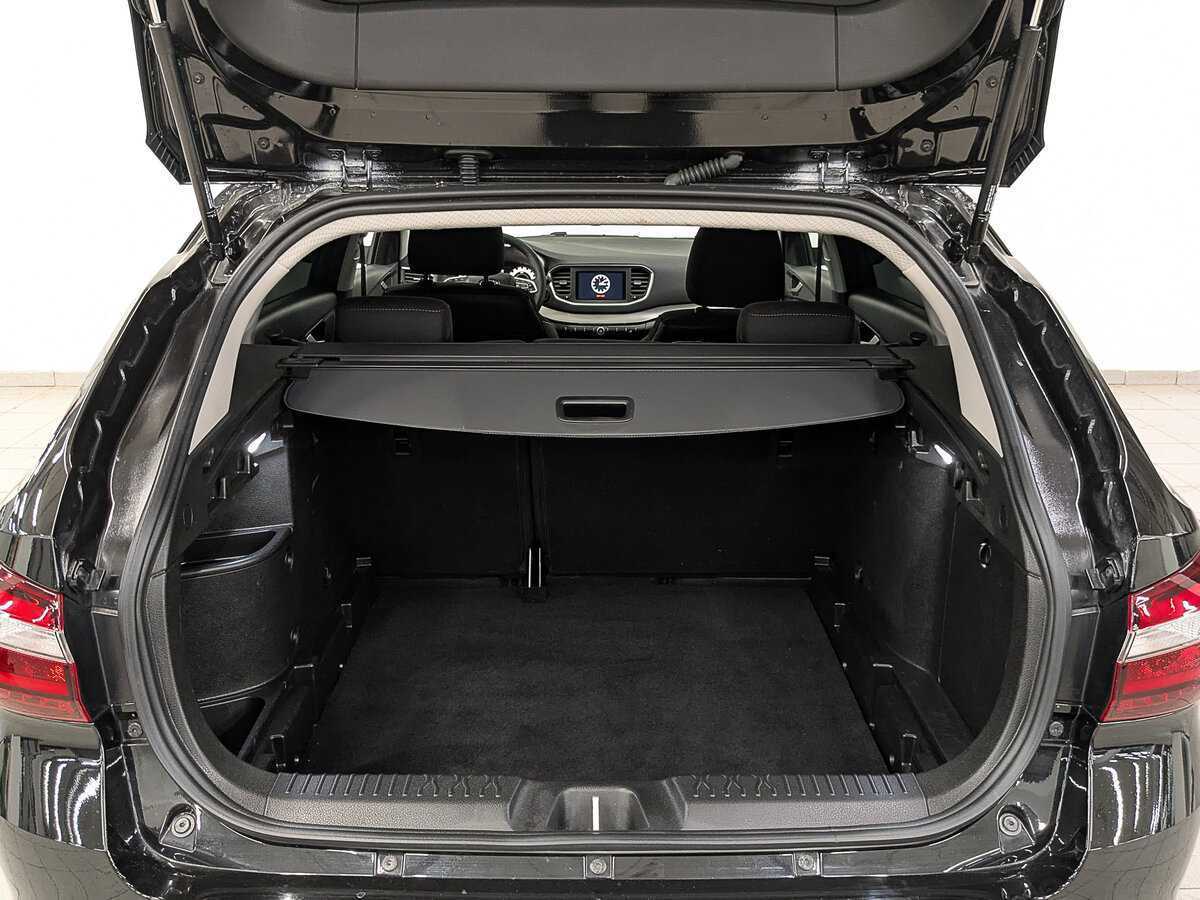 Купить Lada (ВАЗ) Vesta с пробегом. Фото: #9