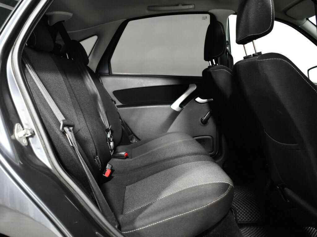 Купить Lada (ВАЗ) Granta с пробегом. Фото: #9