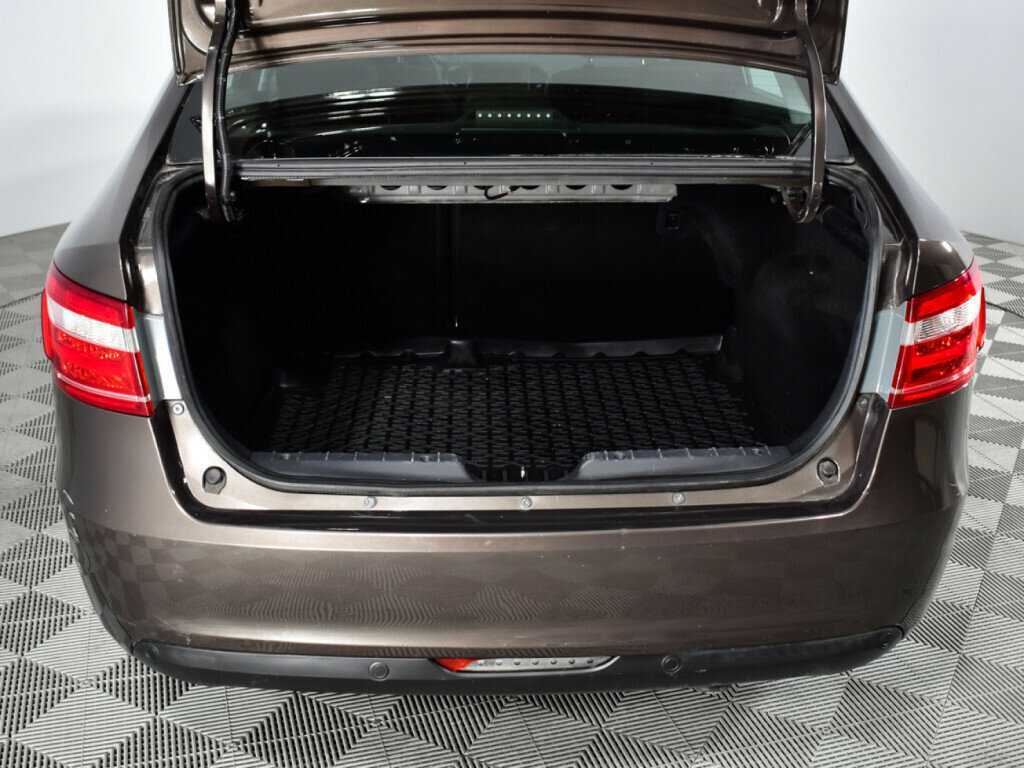 Купить Lada (ВАЗ) Vesta с пробегом. Фото: #13