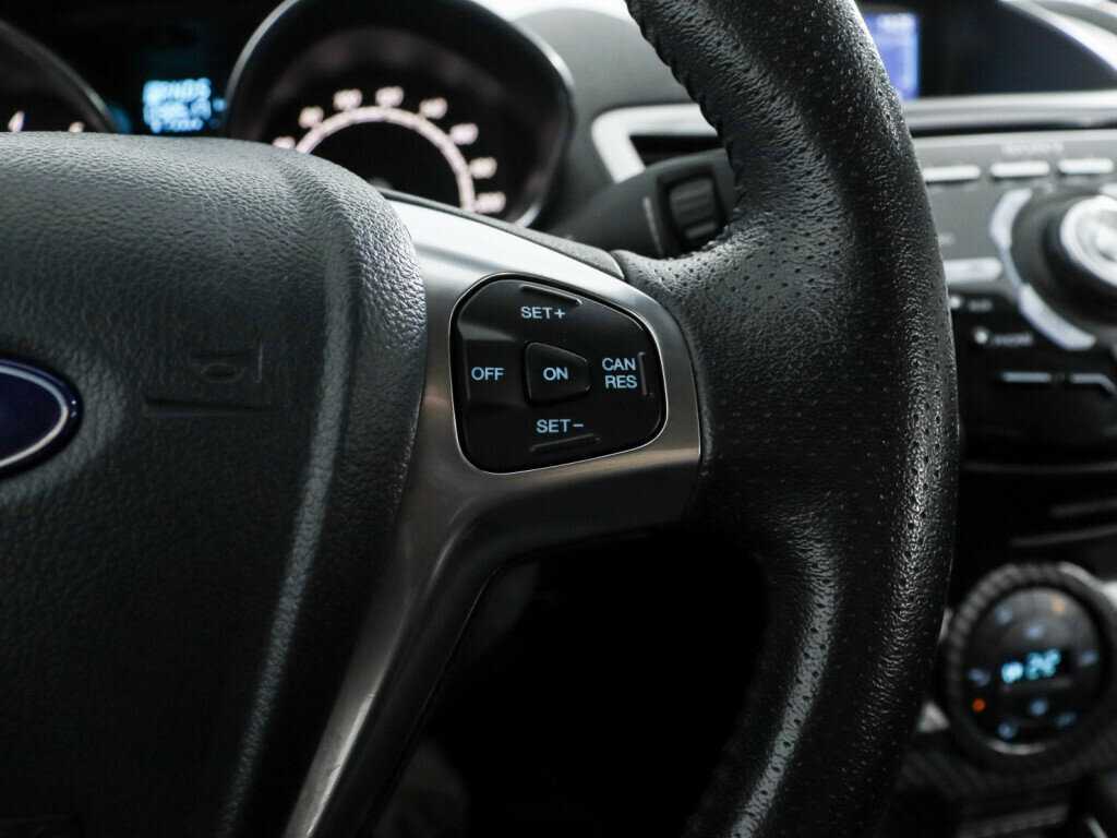 Купить Ford Fiesta с пробегом. Фото: #14