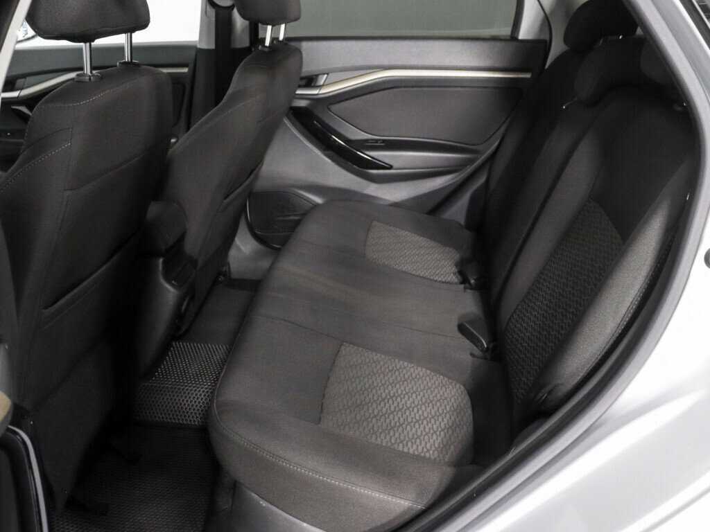 Купить Lada (ВАЗ) Vesta с пробегом. Фото: #7