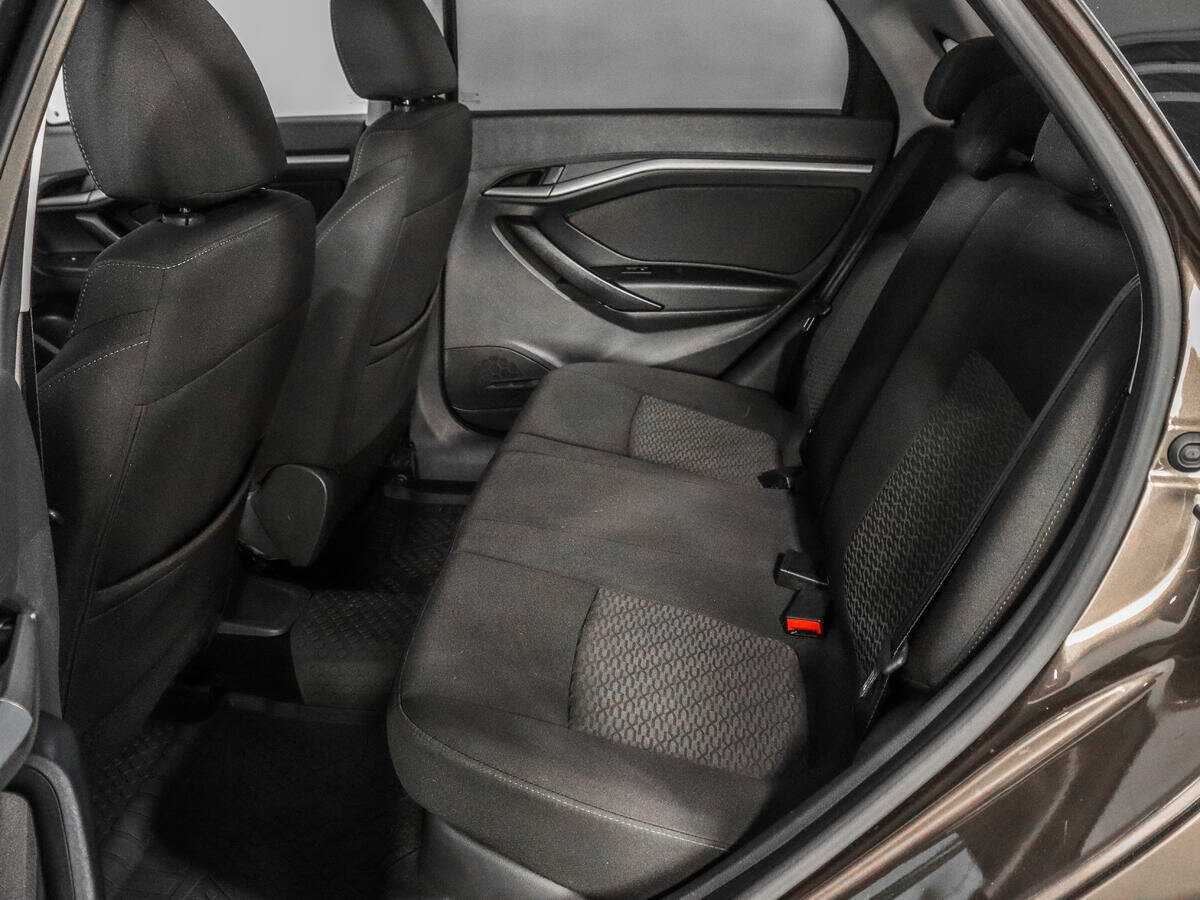 Купить Lada (ВАЗ) Vesta с пробегом. Фото: #9