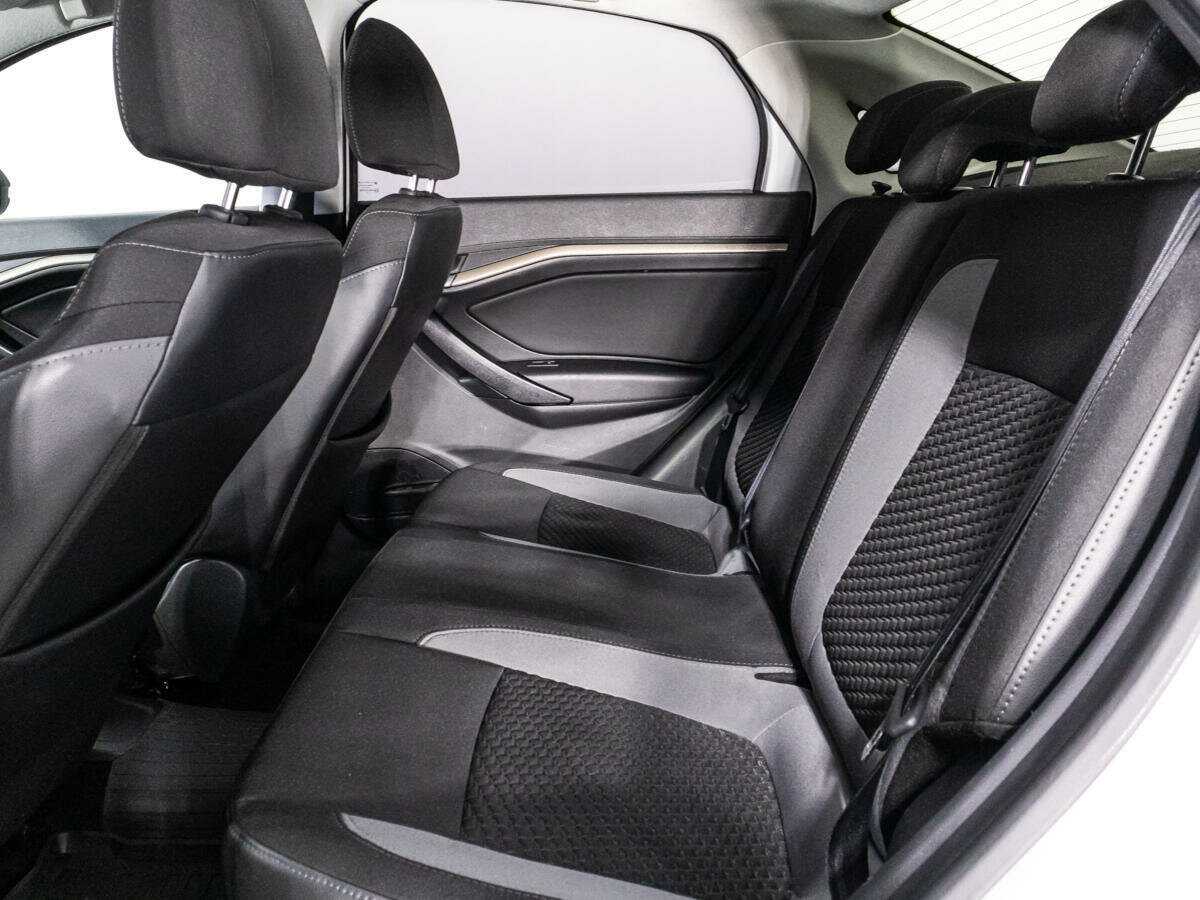 Купить Lada (ВАЗ) Vesta с пробегом. Фото: #9