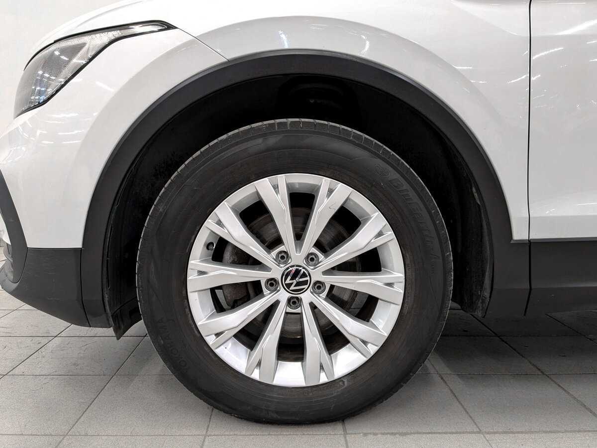 Купить Volkswagen Tiguan с пробегом. Фото: #17