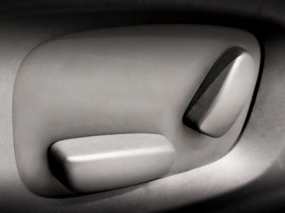 Купить Jaguar XF с пробегом. Фото: #20