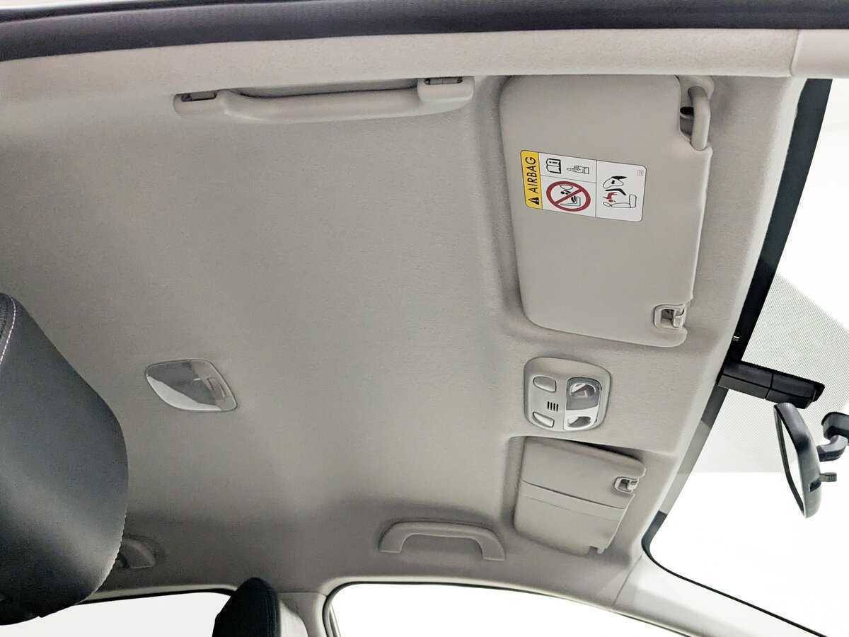 Купить Subaru XV с пробегом. Фото: #22