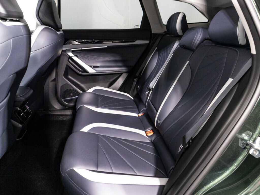 Купить Geely Atlas с пробегом. Фото: #9