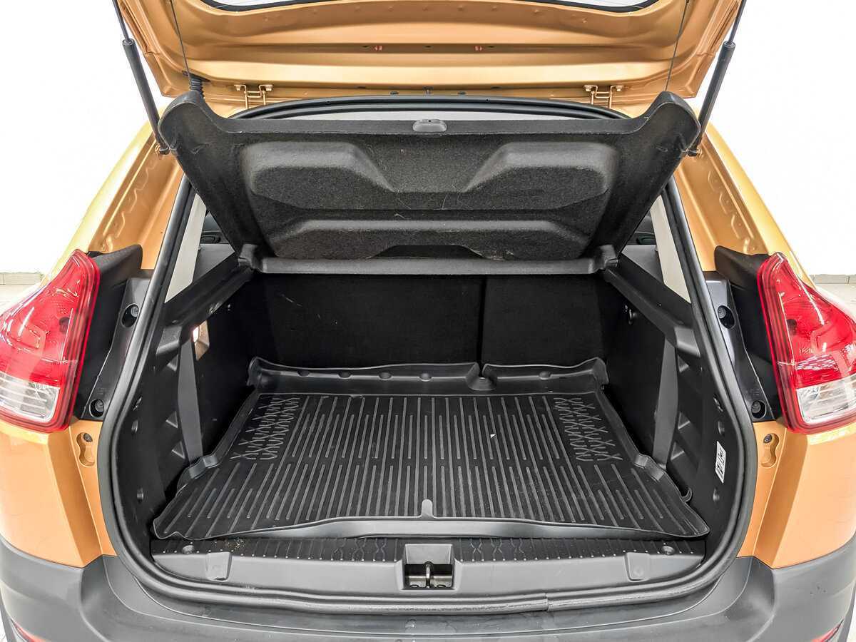 Купить Lada (ВАЗ) XRAY с пробегом. Фото: #9