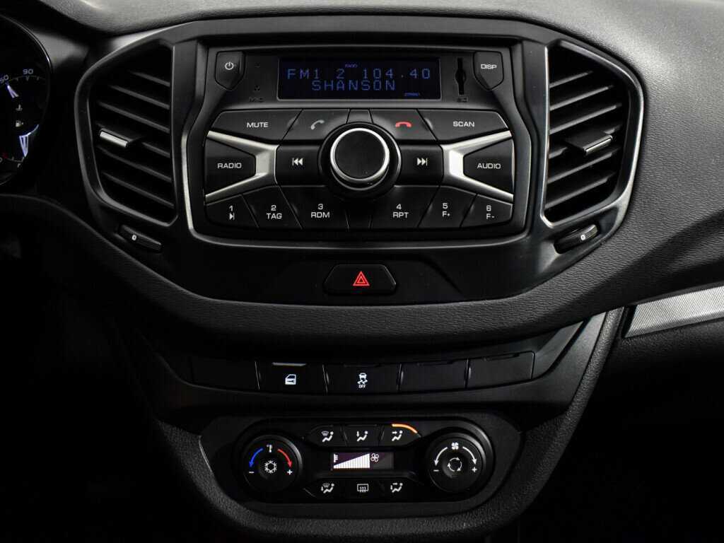 Купить Lada (ВАЗ) Vesta с пробегом. Фото: #15