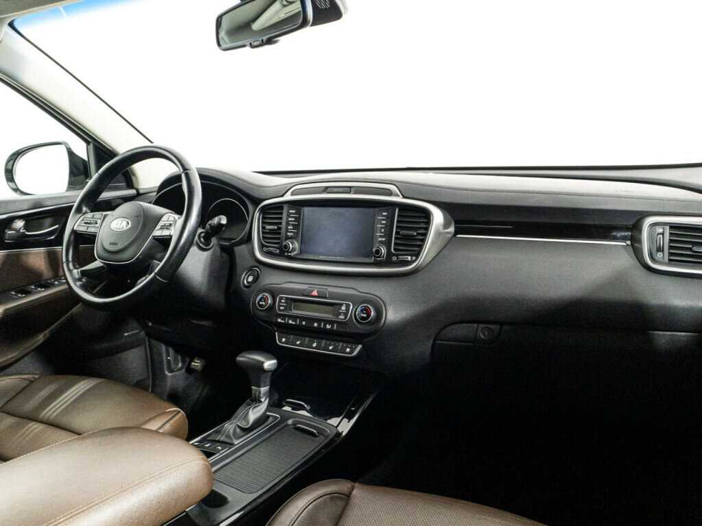 Купить Kia Sorento с пробегом. Фото: #8