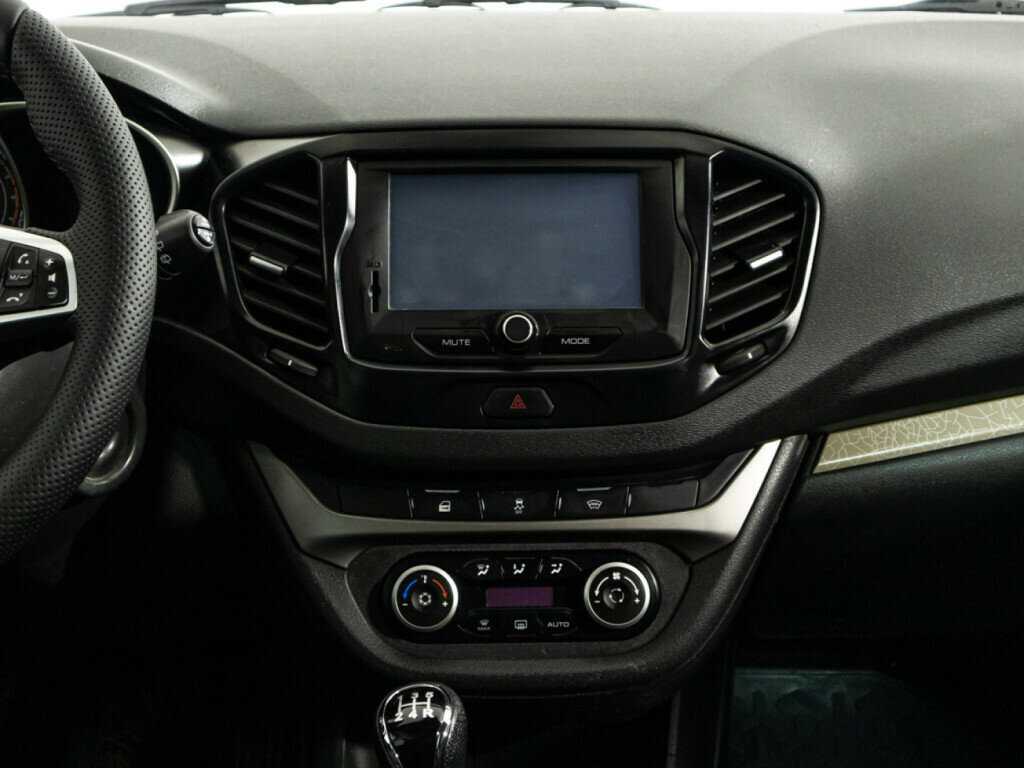 Купить Lada (ВАЗ) Vesta с пробегом. Фото: #13