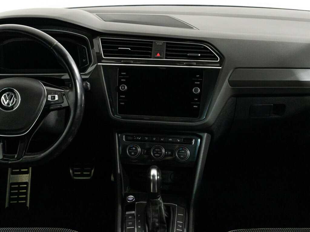 Купить Volkswagen Tiguan с пробегом. Фото: #13