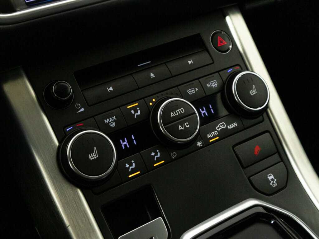 Купить Land Rover Range Rover Evoque с пробегом. Фото: #16