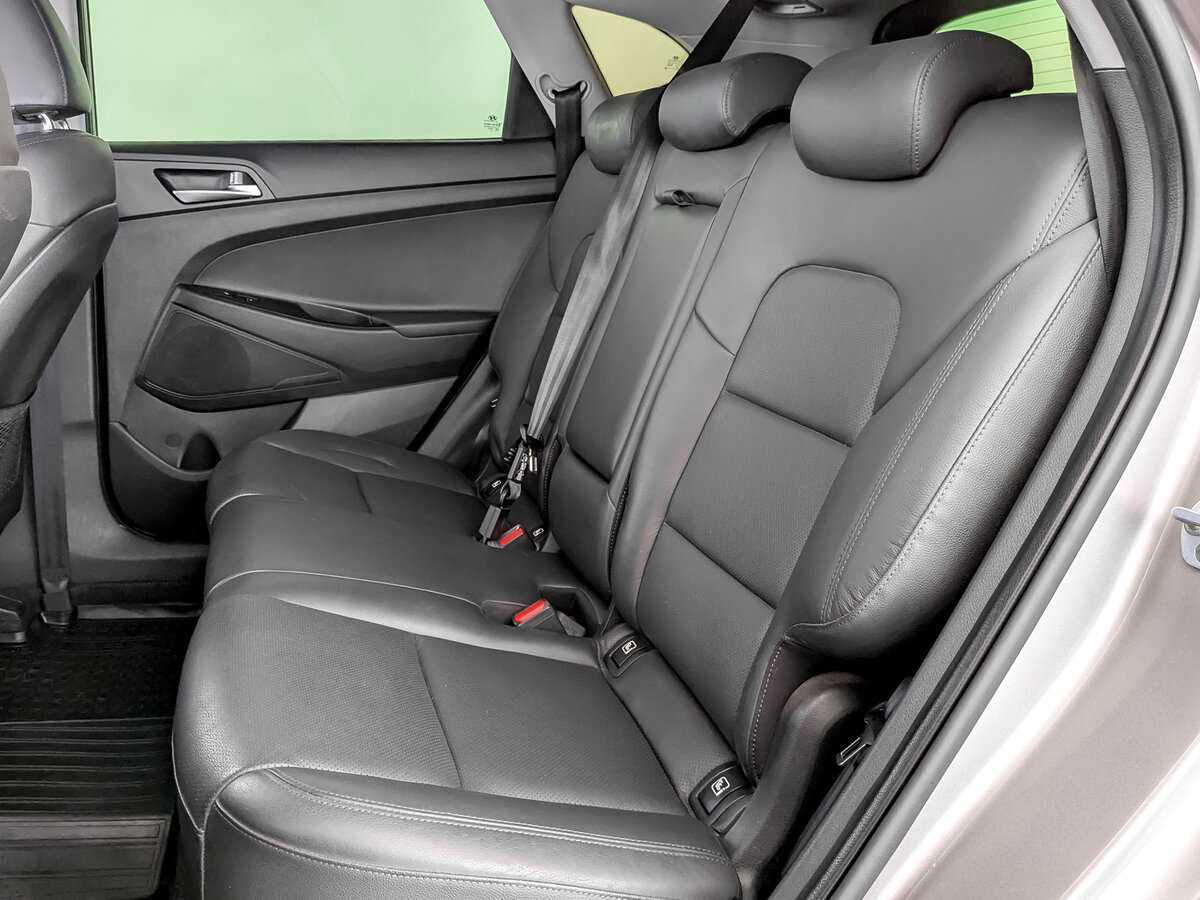 Купить Hyundai Tucson с пробегом. Фото: #11