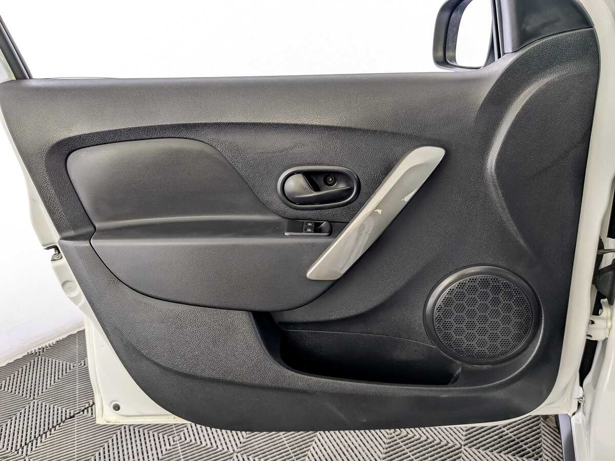 Продажа Б/У Рено Сандеро. Фото: #18