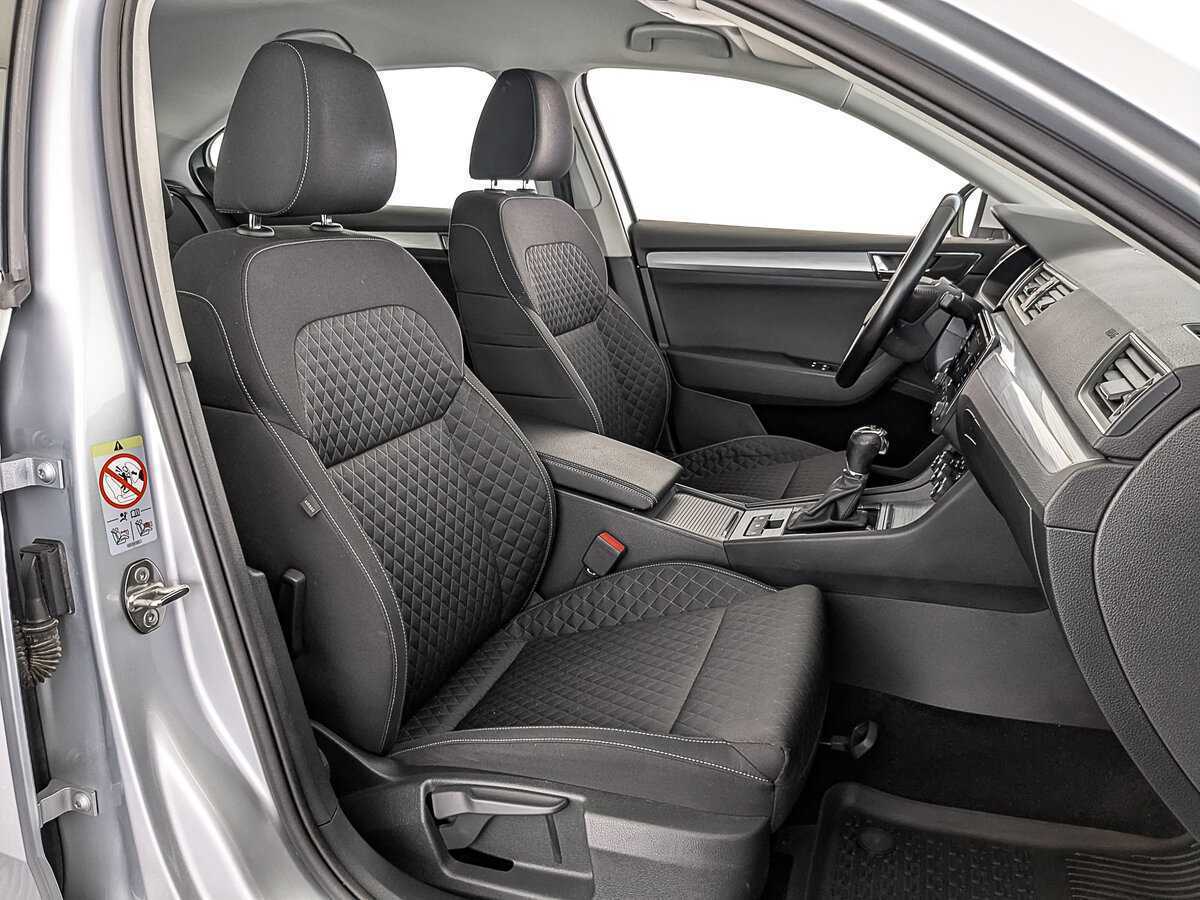 Купить Skoda Superb с пробегом. Фото: #20