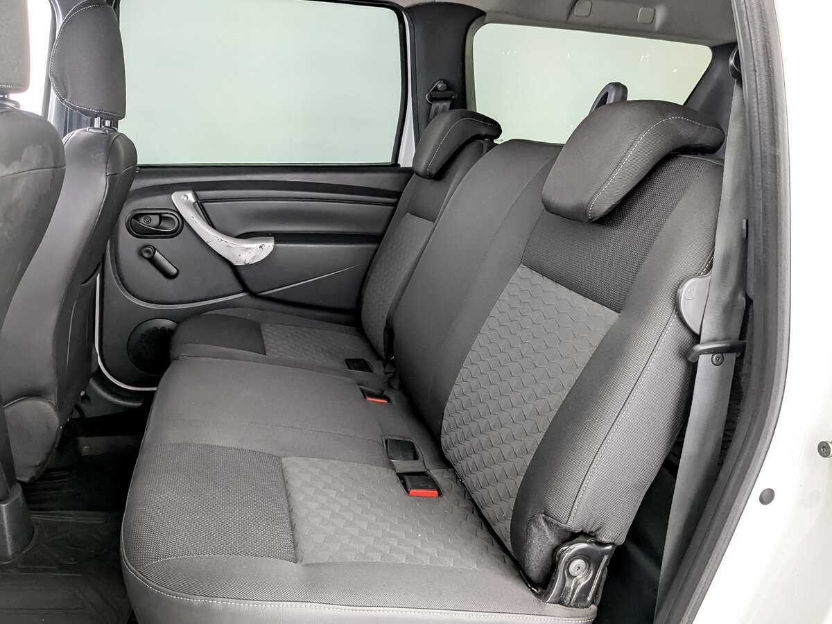 Купить Lada (ВАЗ) Largus с пробегом. Фото: #11