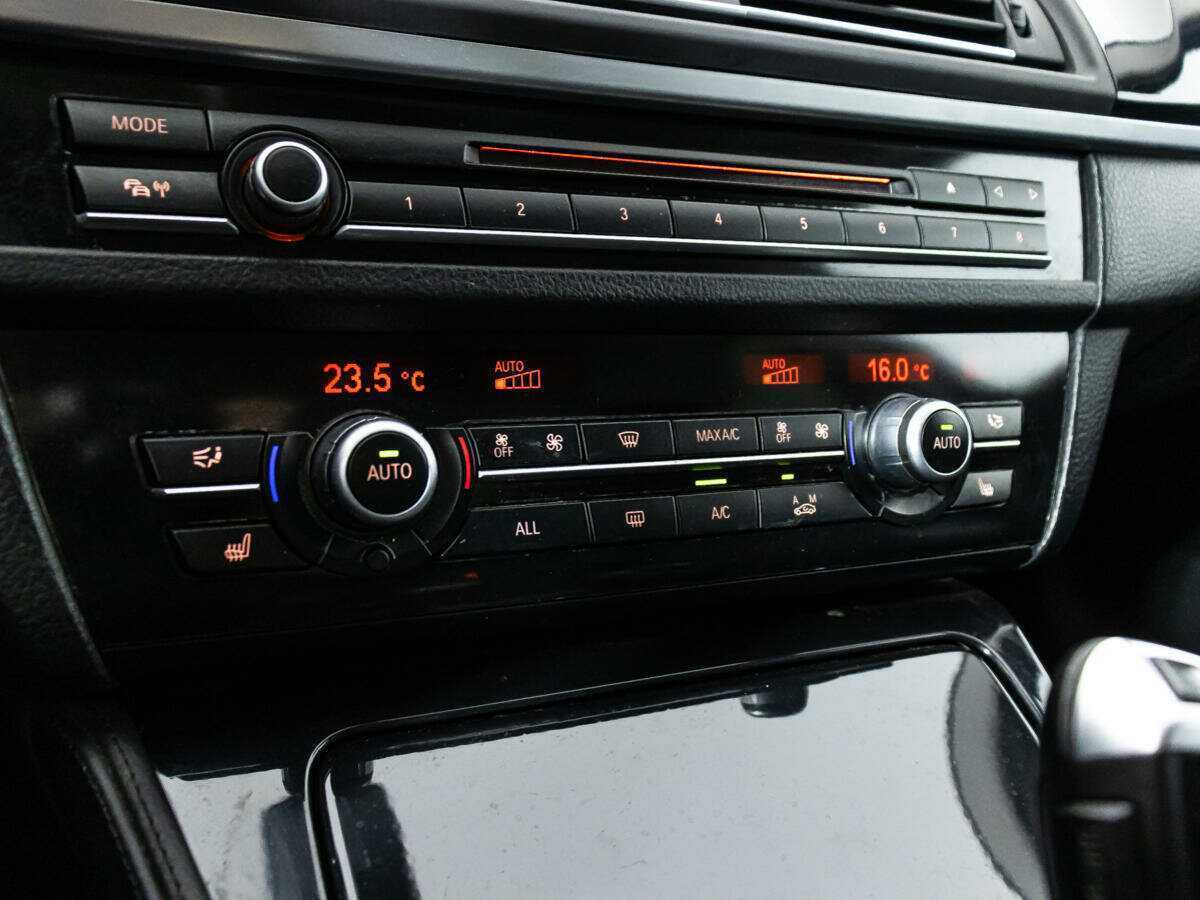 Купить BMW 5 серии с пробегом. Фото: #17