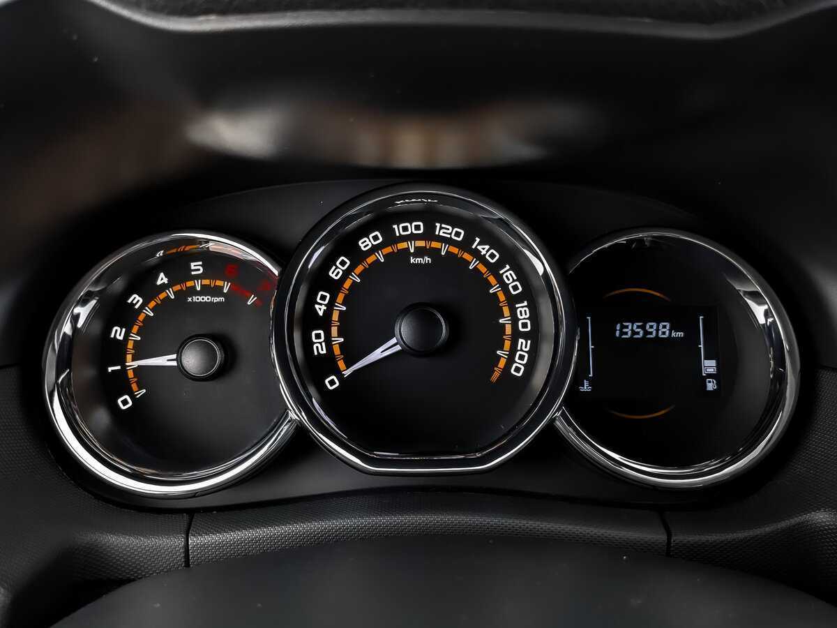 Купить Lada (ВАЗ) Largus с пробегом. Фото: #15