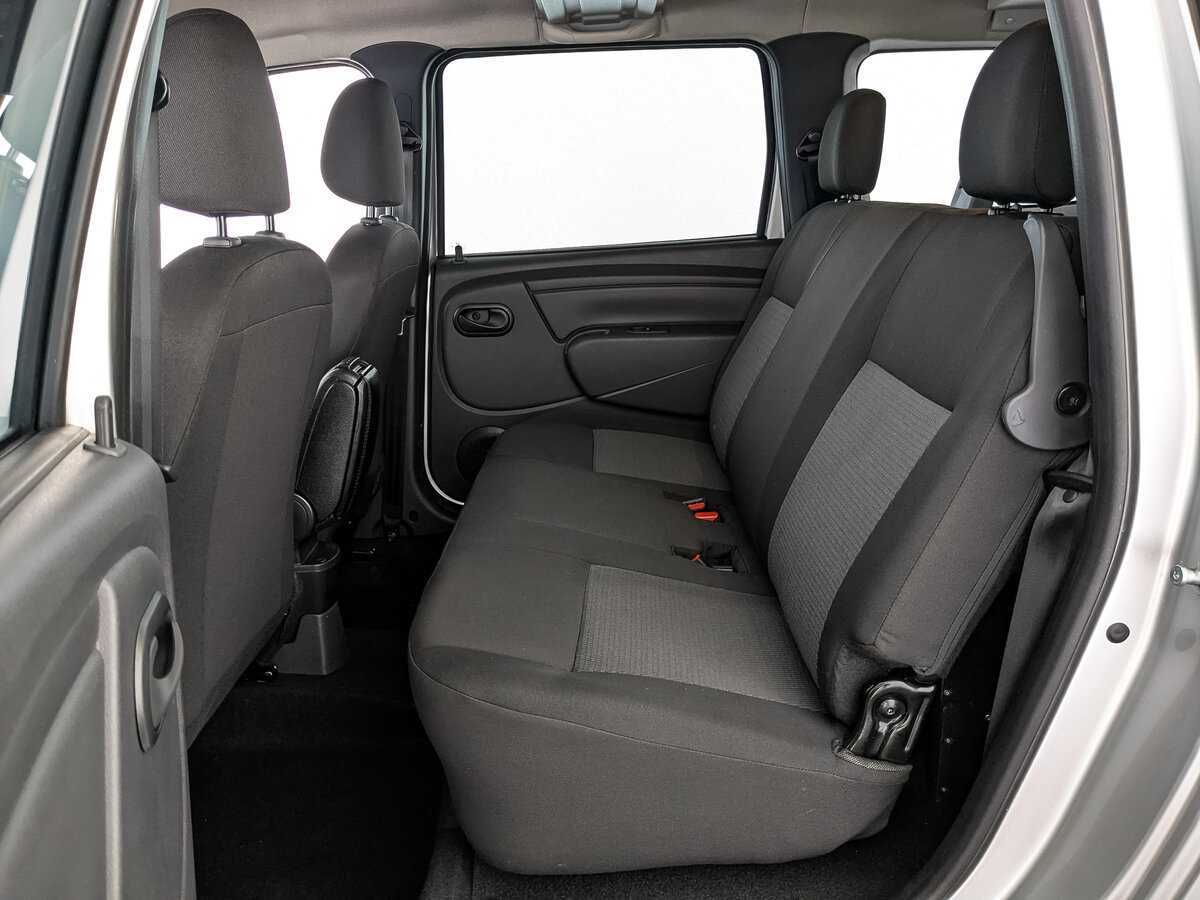 Купить Lada (ВАЗ) Largus с пробегом. Фото: #17