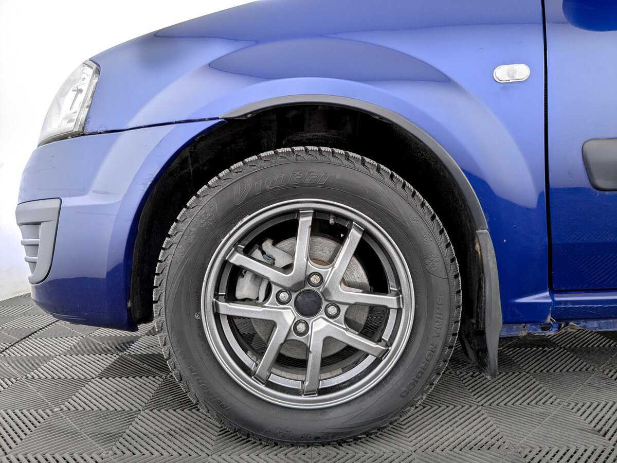 Купить Lada (ВАЗ) Largus с пробегом. Фото: #17