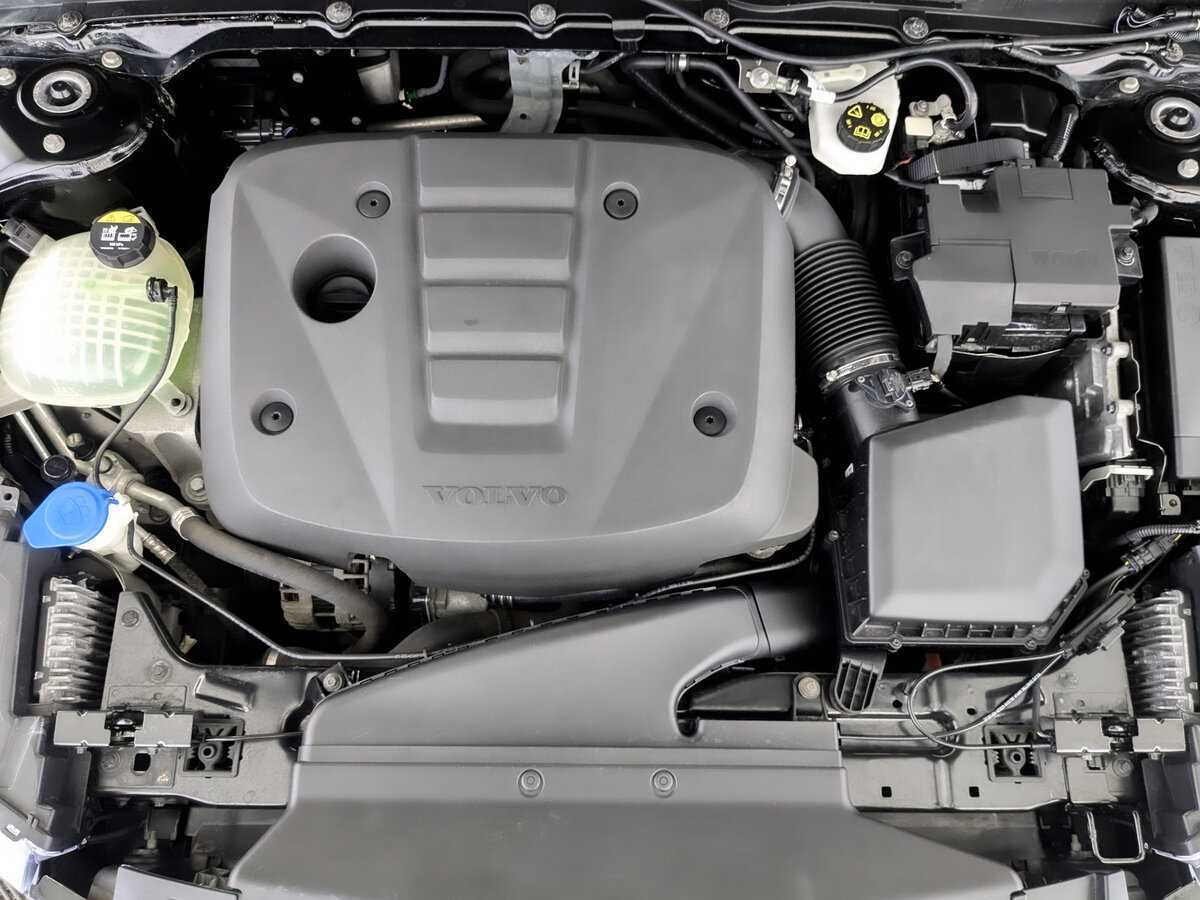 Купить Volvo XC40 с пробегом. Фото: #8