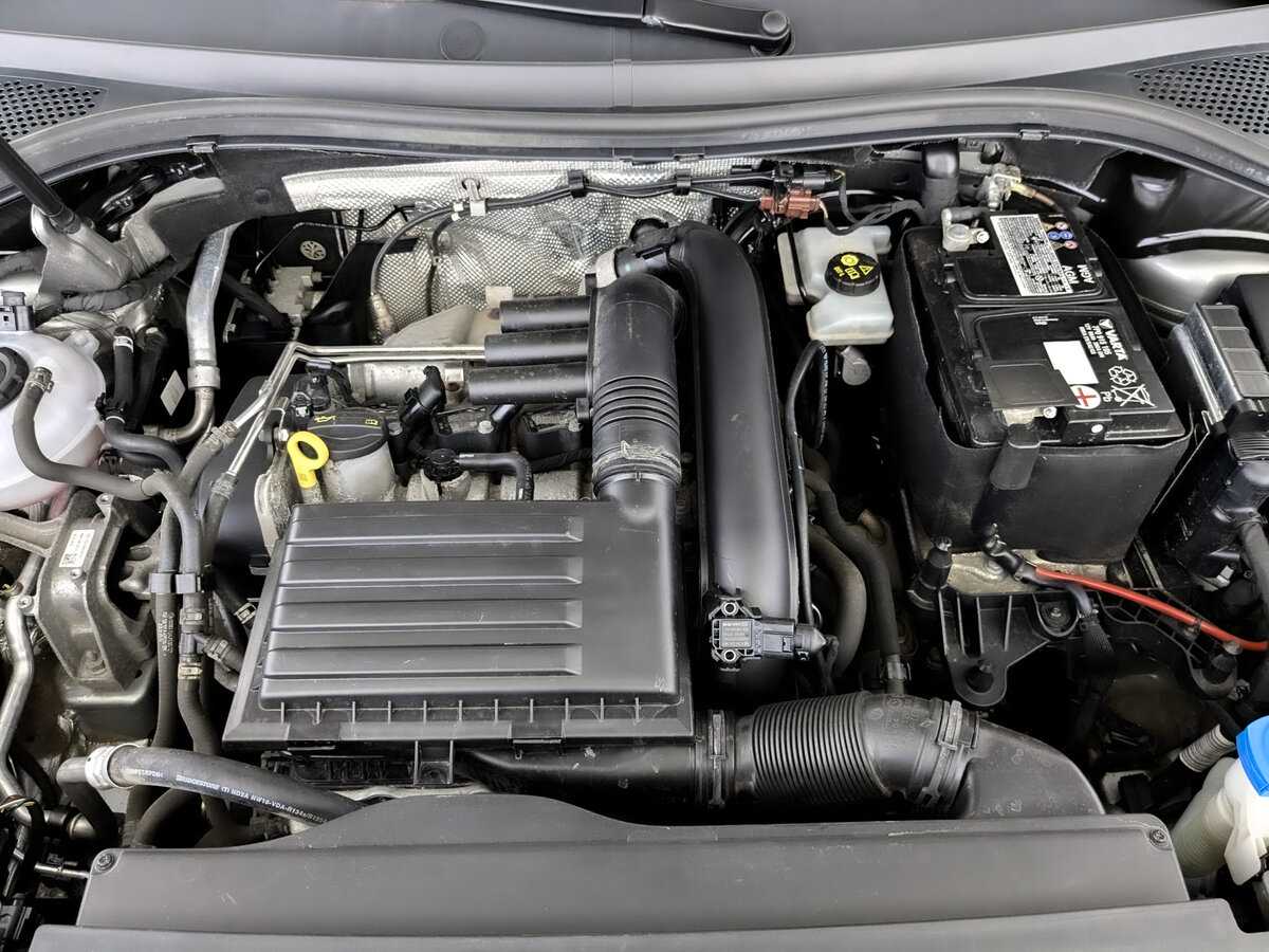 Купить Volkswagen Tiguan с пробегом. Фото: #8