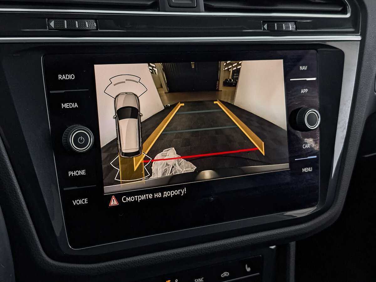 Купить Volkswagen Tiguan с пробегом. Фото: #25