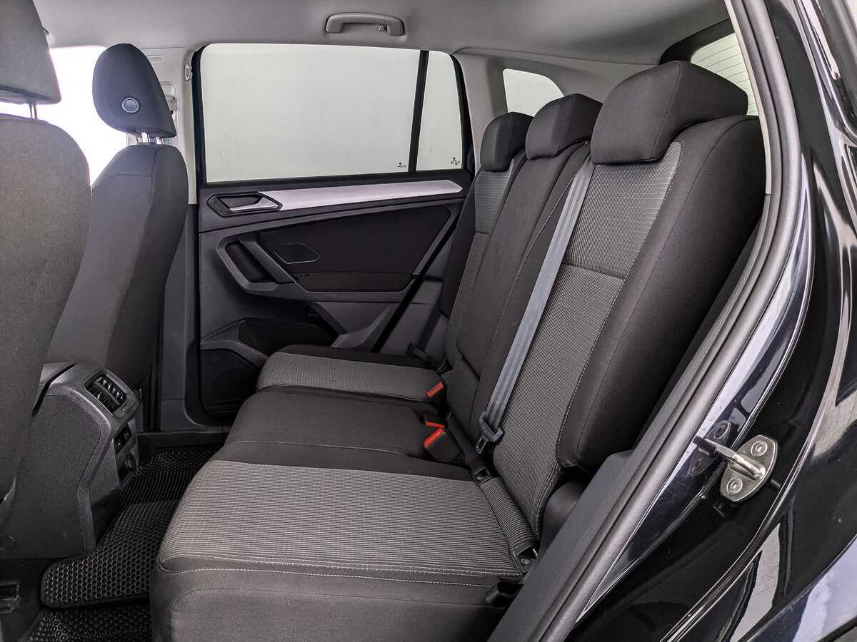 Купить Volkswagen Tiguan с пробегом. Фото: #11
