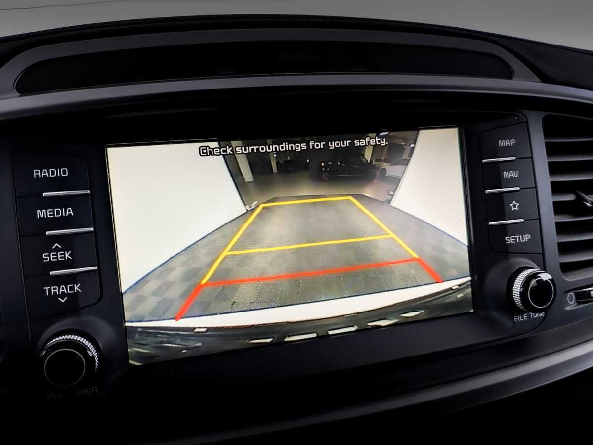 Купить Kia Sorento с пробегом. Фото: #26