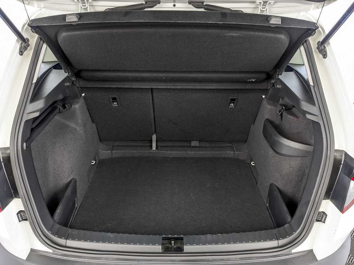 Купить Skoda Karoq с пробегом. Фото: #9