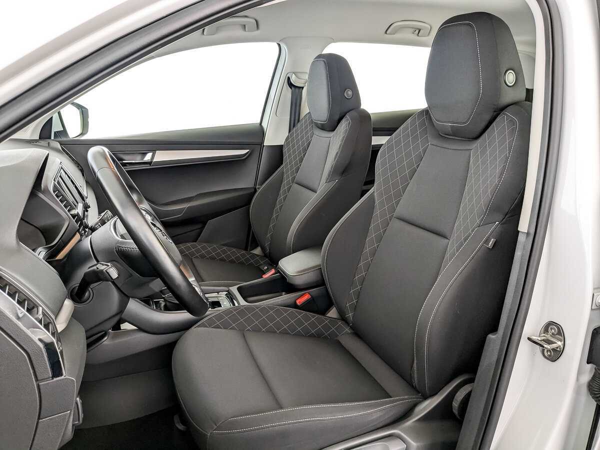 Купить Skoda Karoq с пробегом. Фото: #19