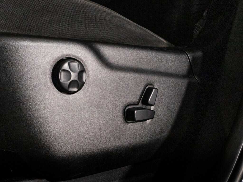 Купить Jeep Grand Cherokee с пробегом. Фото: #16