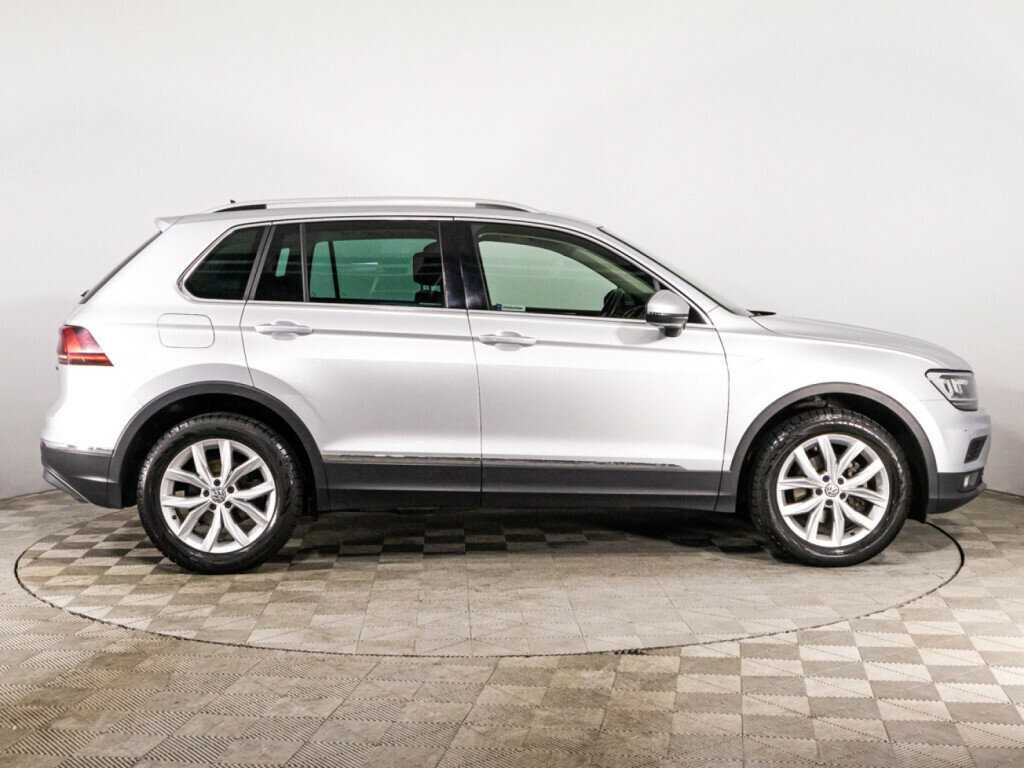 Купить Volkswagen Tiguan с пробегом. Фото: #3