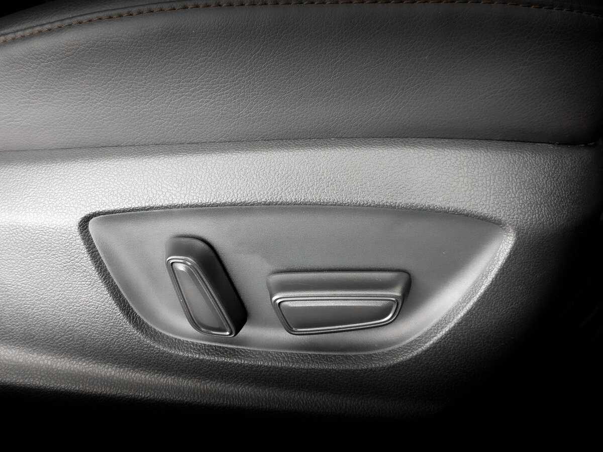 Купить Toyota Camry с пробегом. Фото: #21