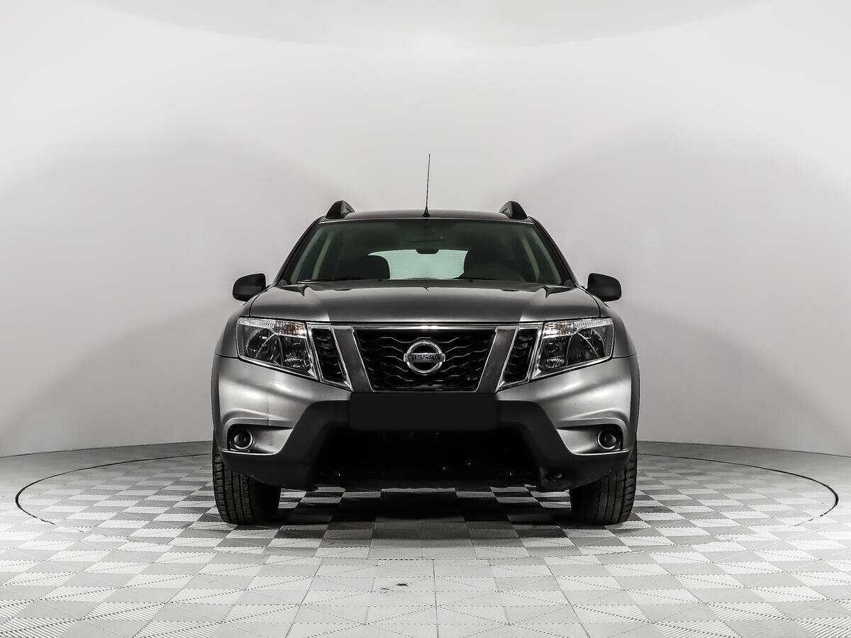 Купить Nissan Terrano с пробегом. Фото: #1