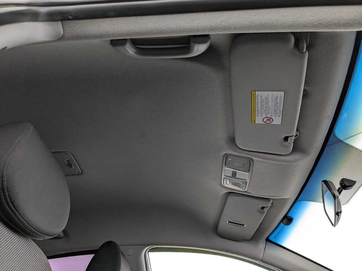 Купить Hyundai Solaris с пробегом. Фото: #24