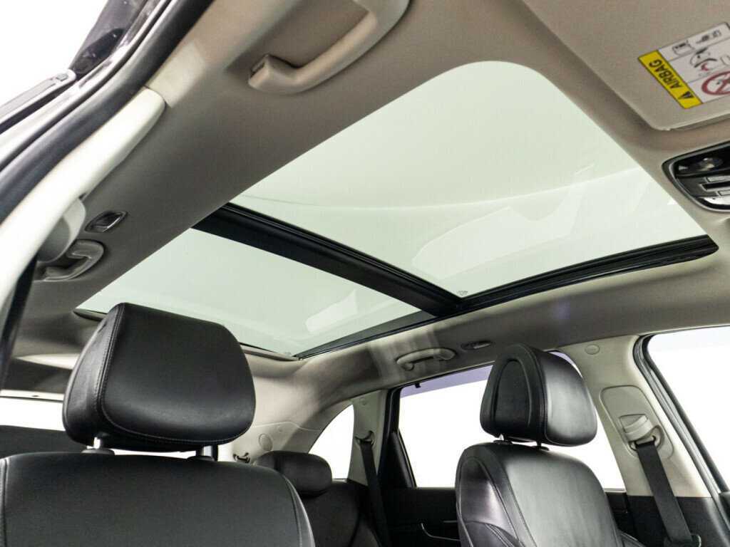 Купить Kia Sorento с пробегом. Фото: #22